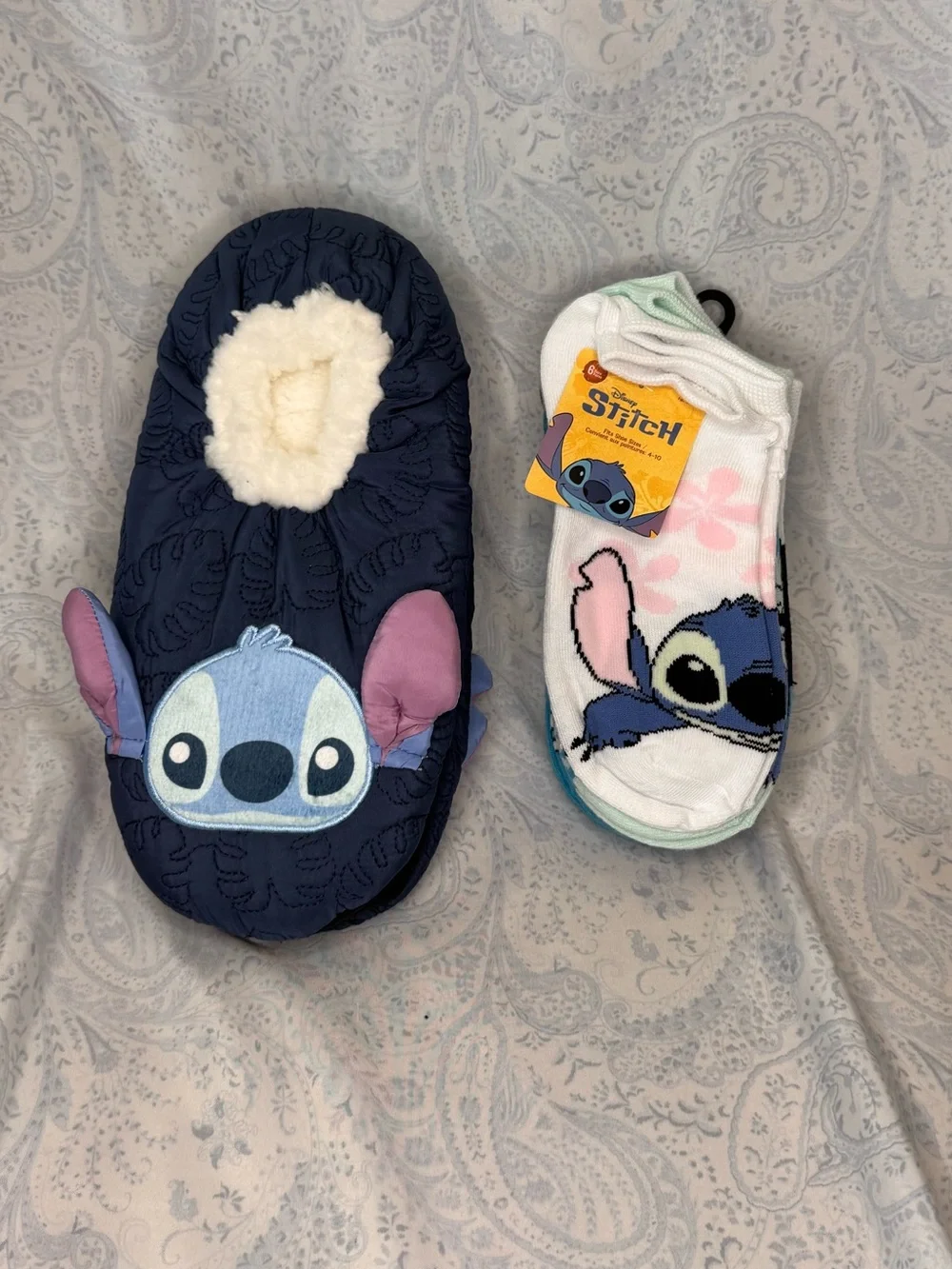 Stitch Navy No Slip Slippers with 6 Pair Matching Socks Women’s 9-11